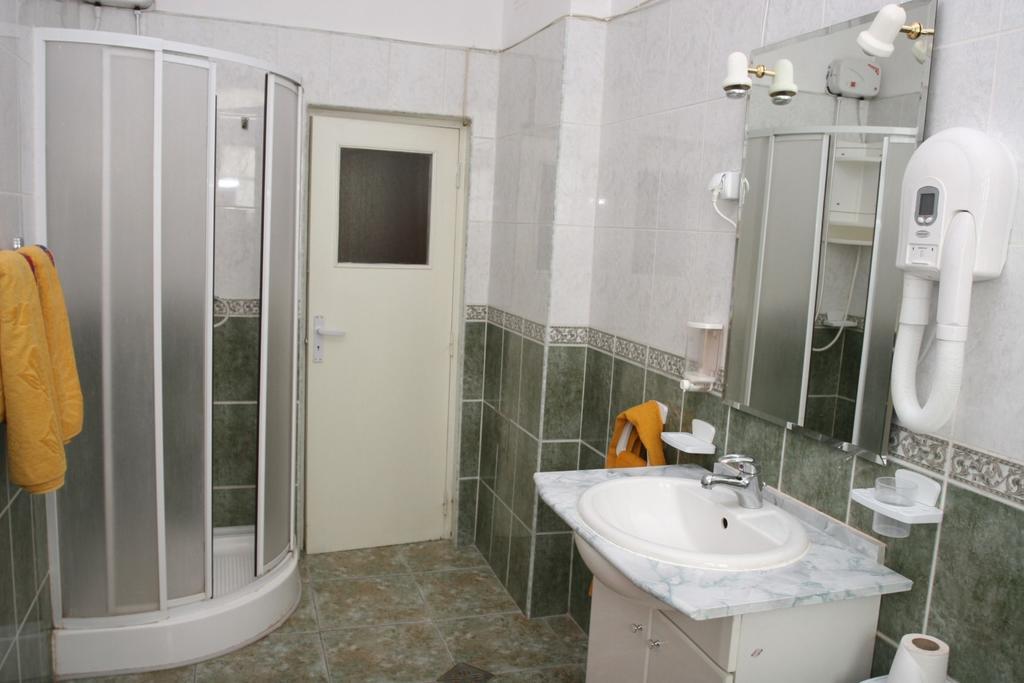 Hotel Ss Residence Unirii Bucharest Exterior photo